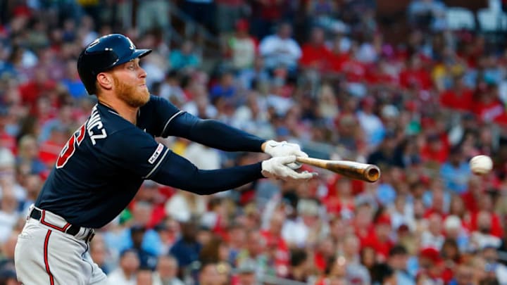 ST LOUIS, MO - MAY 24: Mike Foltynewicz #26 of the Atlanta Braves hits a single against the St. Louis Cardinals in the third inning at Busch Stadium on May 24, 2019 in St Louis, Missouri. (Photo by Dilip Vishwanat/Getty Images)