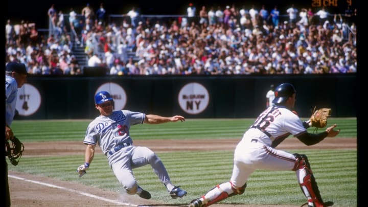 21 years ago: Joe Carter homers off Mitch Williams to win 1993