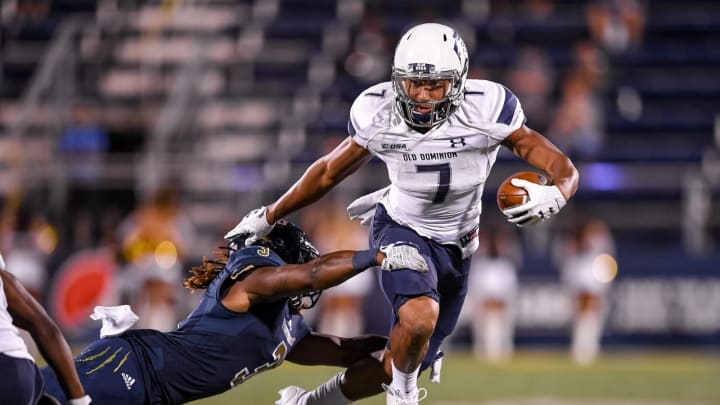 MIAMI, FL – NOVEMBER 11: Wide receiver Travis Fulgham #7 of the Old Dominion Monarchs carries during the second half of the game at Riccardo Silva Stadium on November 11, 2017 in Miami, Florida. (Photo by Rob Foldy/Getty Images)