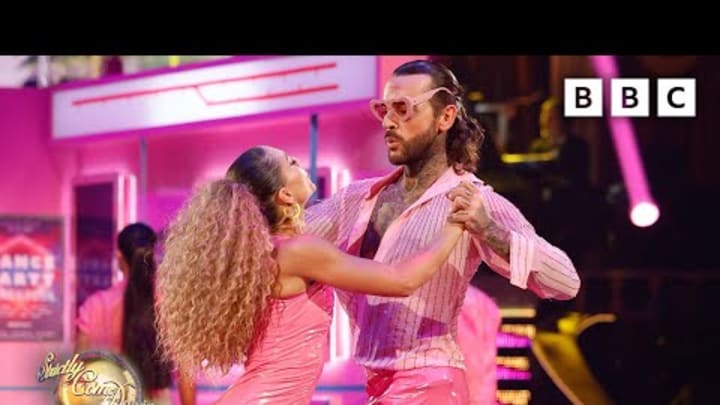 Pete Wicks and Jowita Przystal Cha Cha to I'm Too Sexy by Right Said Fred ✨ BBC Strictly 2024