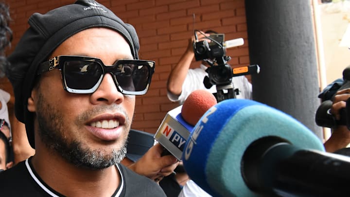 FBL-PARAGUAY-BRAZIL-RONALDINHO