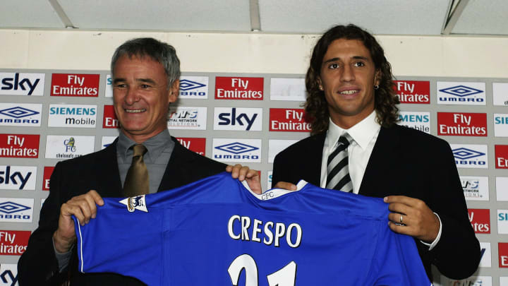 Hernan Crespo Chelsea's new signing and Chelsea manager Claudio Ranieri 