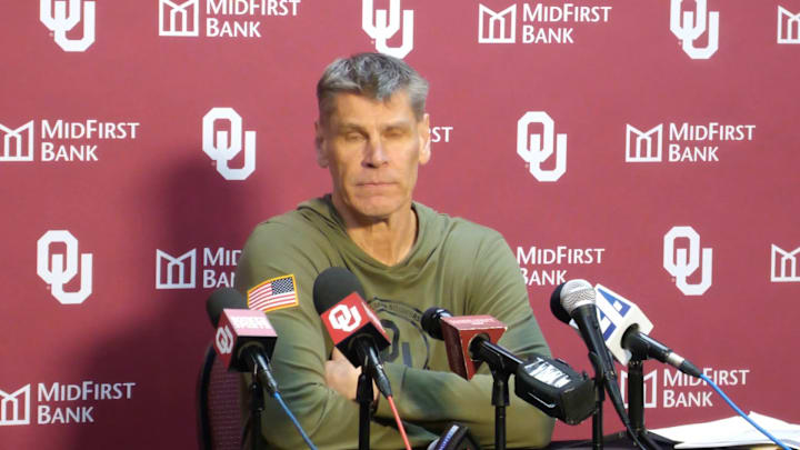 WATCH: Oklahoma HC Porter Moser, Players Ahead of Vanderbilt