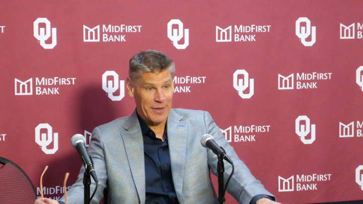 Watch Oklahoma HC Porter Moser, Players Recap Win Over Saint Francis