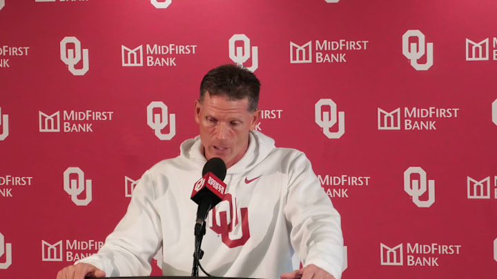 Watch Oklahoma Head Coach Brent Venables Preview Texas