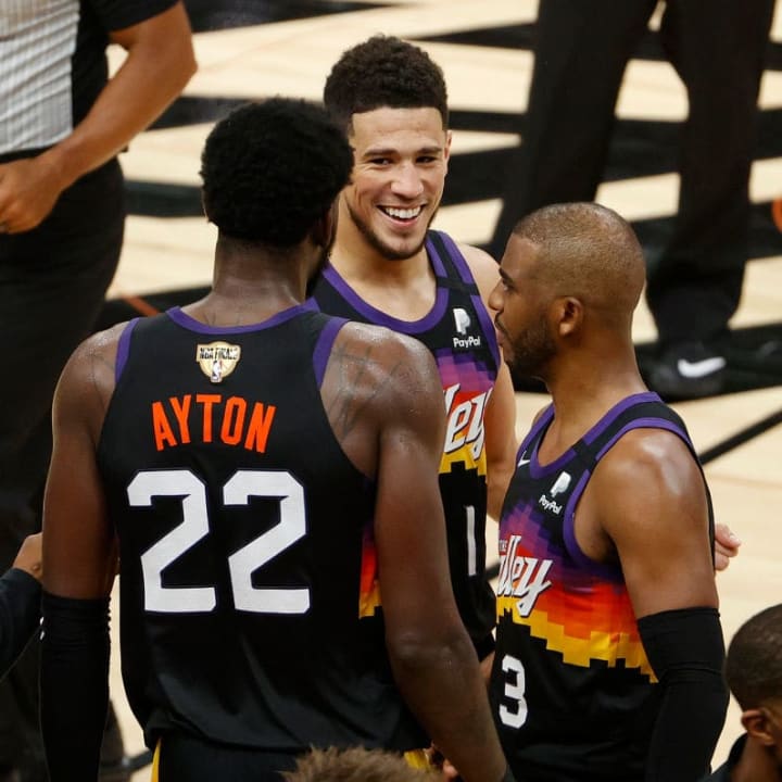 La influencia de Chris Paul ha servido para que Devin Booker y Deandre Ayton sean parte del futuro de los Suns en la NBA