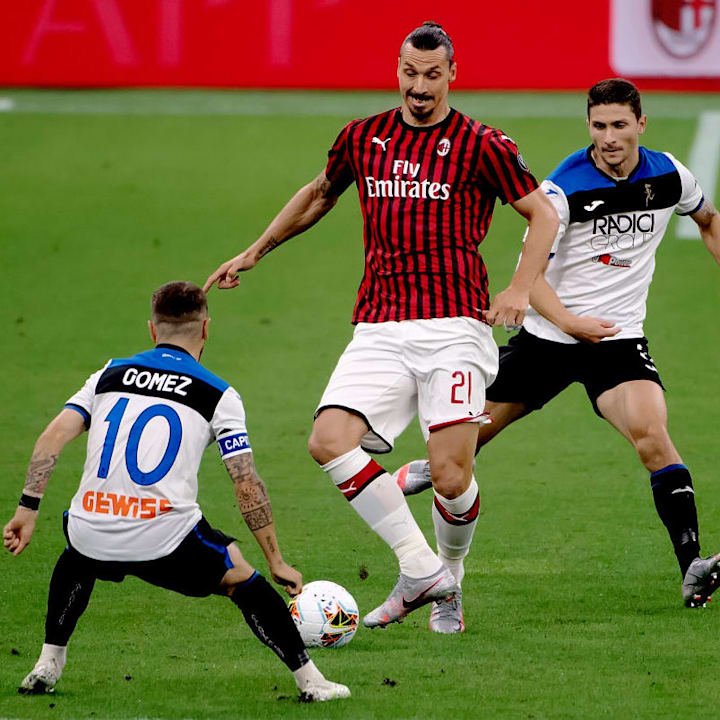AC Milan v Atalanta Bergamo - Italian Serie A