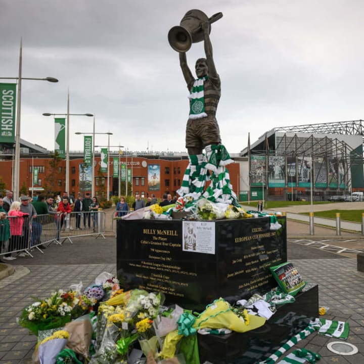 Fans Pay Tribute To Billy McNeill At Celtic Park