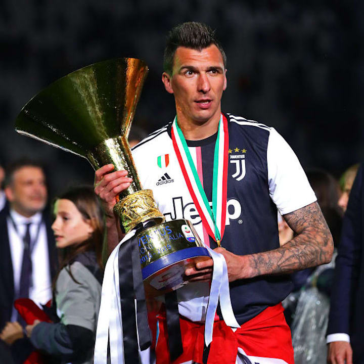 AC Milan confirm signing of Mario Mandzukic on one-year deal