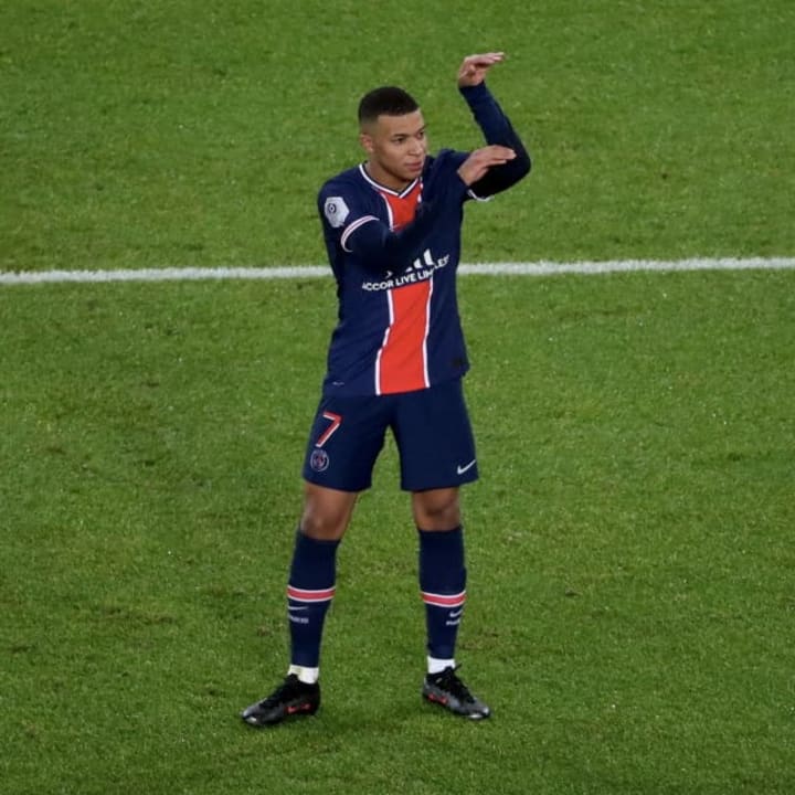 Mbappe tormented Montpellier