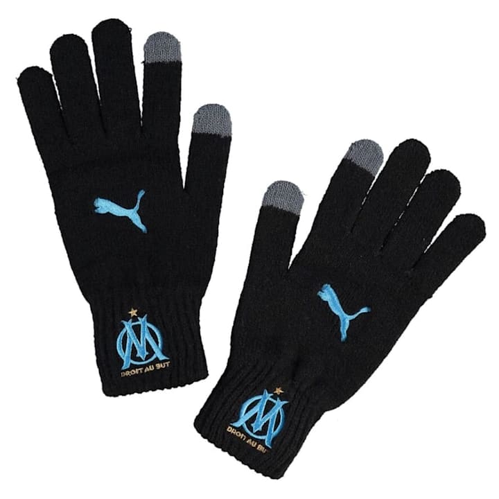 Les gants sont importants pour les hivers les plus compliqués.
