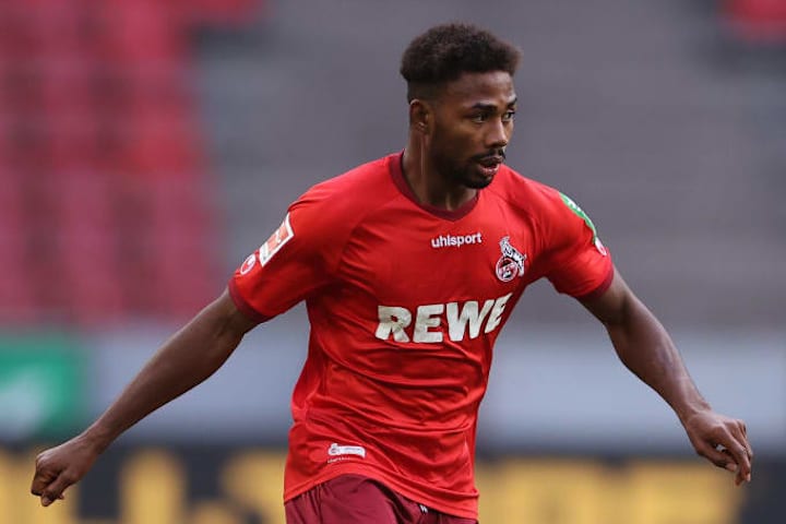 Emmanuel Dennis braucht noch ein wenig Geduld