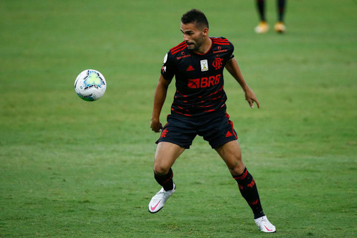 Thiago Maia Renato Gaúcho Volante Titular Flamengo