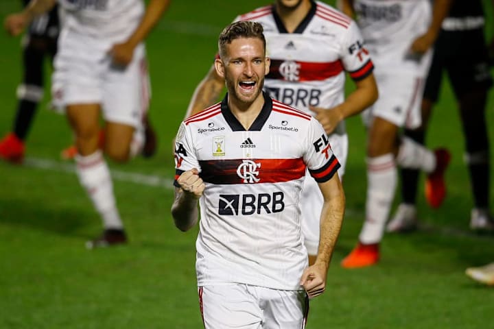 Leo Pereira Flamengo