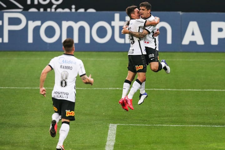 O Corinthians evoluiu sensivelmente com Vagner Mancini.