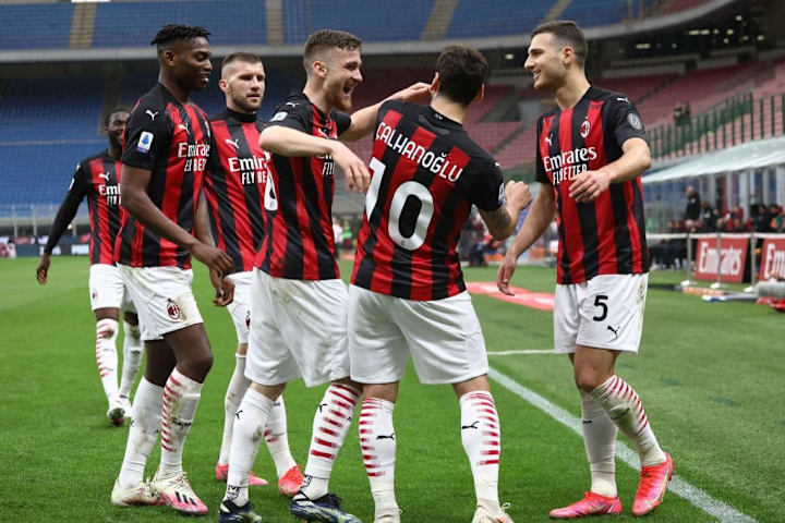 Hakan Calhanoglu