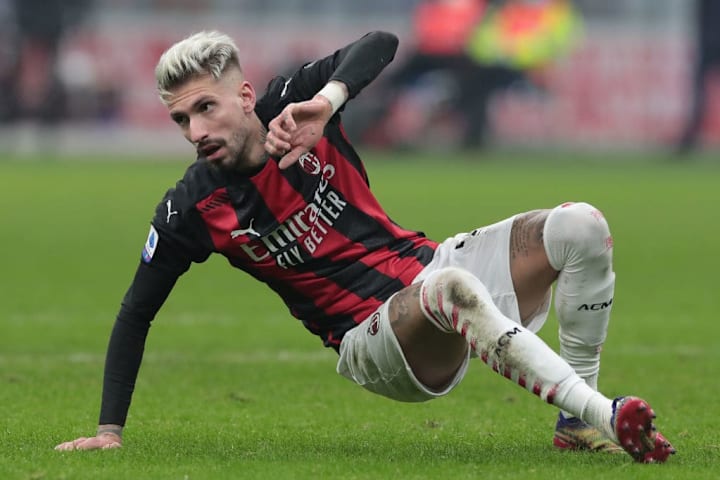 Castillejo sostituirà l'infortunato Saelemaekers