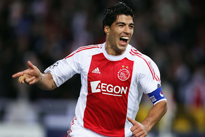 Luis Suárez ya sabe lo que es jugar con el Ajax 