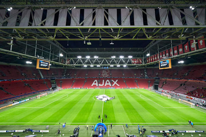 AFC Ajax v Valencia CF: Group H - UEFA Champions League