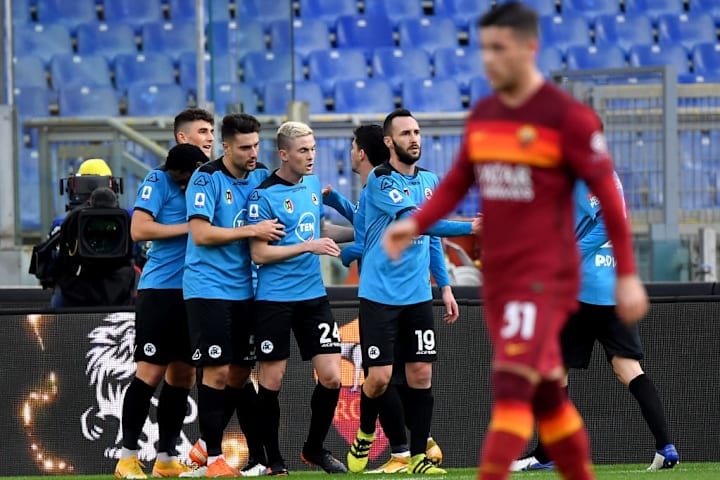 L'esultanza dello Spezia dopo il gol dell'1-1