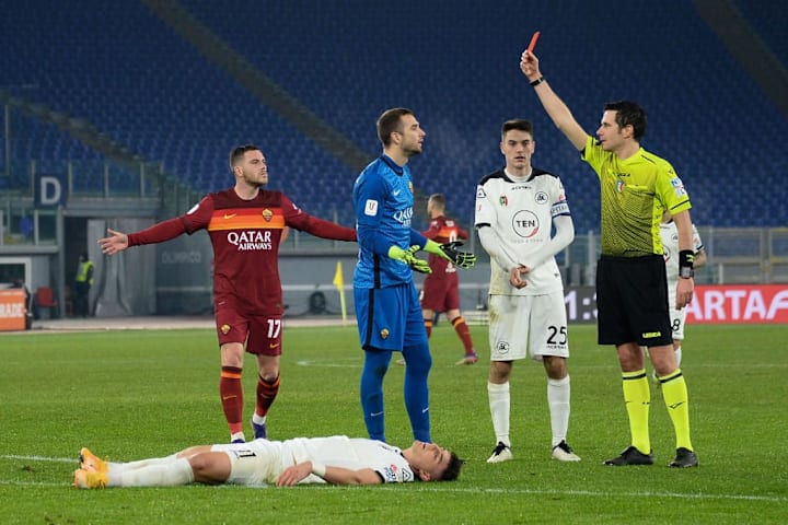 L'espulsione di Pau Lopez