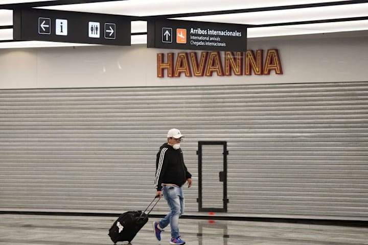 Argentinians Stranded in Quito Finally Arrive Home