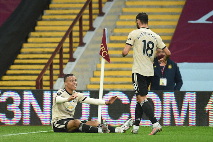 Aston Villa v Manchester United - Premier League