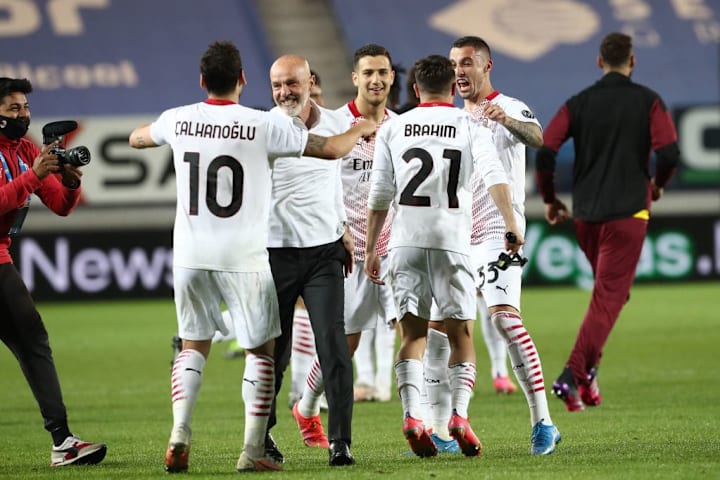 Stefano Pioli, Hakan Calhanoglu