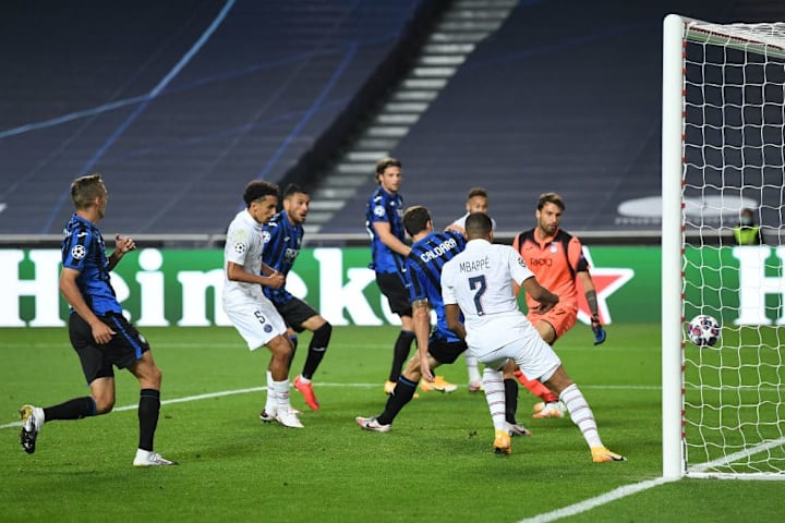 Atalanta v Paris Saint-Germain - UEFA Champions League Quarter Final