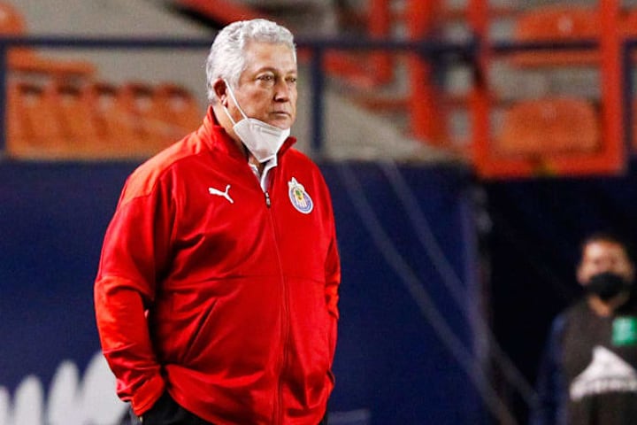 El entrenador Víctor Manuel Vucetich.