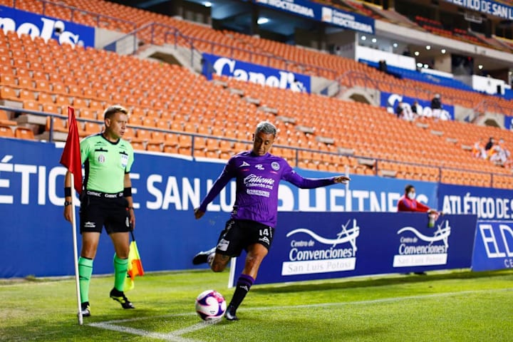 Martín Rodríguez en un partido del Mazatlán FC.