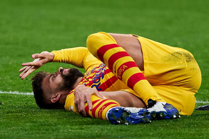 Gerard Piqué se lesionó en el partido ante el Atlético de Madrid