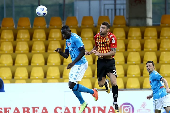 Koulibaly in azione