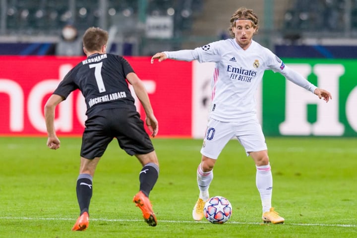 Borussia Moenchengladbach v Real Madrid: Group B - UEFA Champions League
