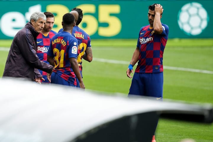Celta de Vigo v FC Barcelona - La Liga Santander