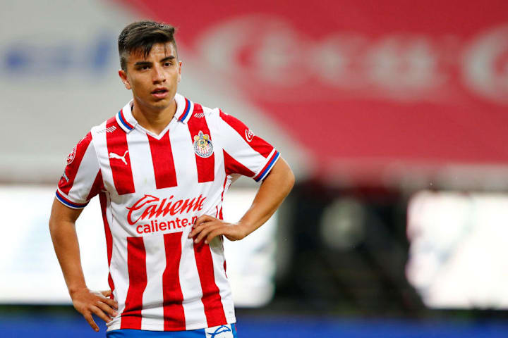 Fernando Beltrán, mediocampista de Chivas - Torneo Guard1anes 2020 Liga MX