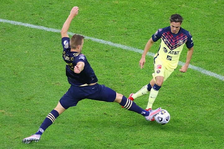 Francisco Córdova, Kacper Przybylko