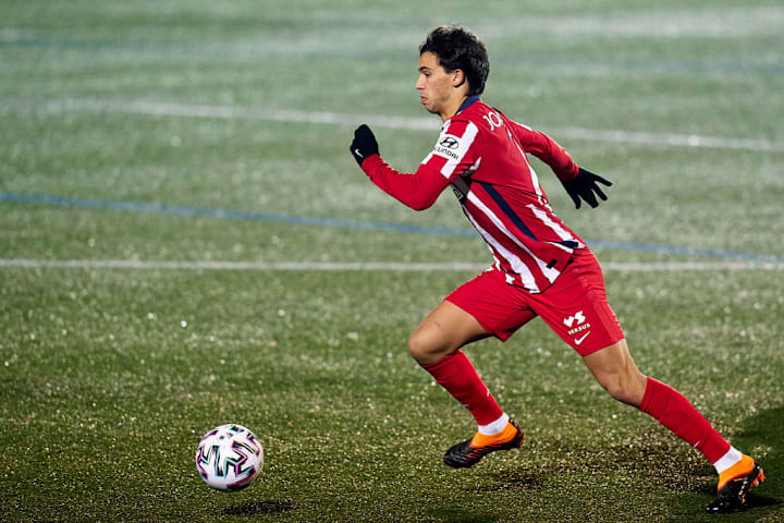 Joao Félix repite en el once