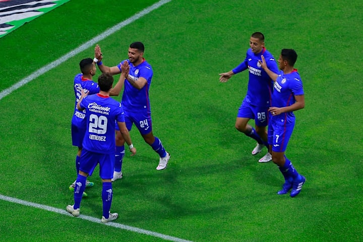 Cruz Azul v Pumas UNAM - Torneo Guard1anes 2020 Liga MX