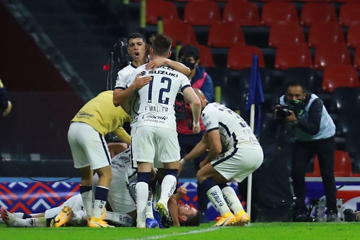 Cruz Azul v Pumas UNAM - Torneo Guard1anes 2020 Liga MX