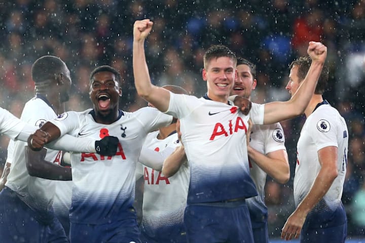 Foyth celebrates his goal at Crystal Palace last season