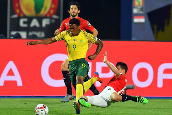 Lebo Mothiba, Tarek Hamed