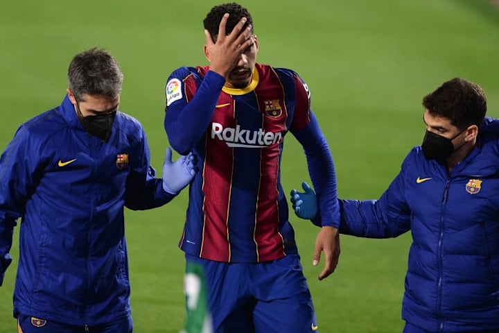 FBL-ESP-LIGA-BETIS-BARCELONA