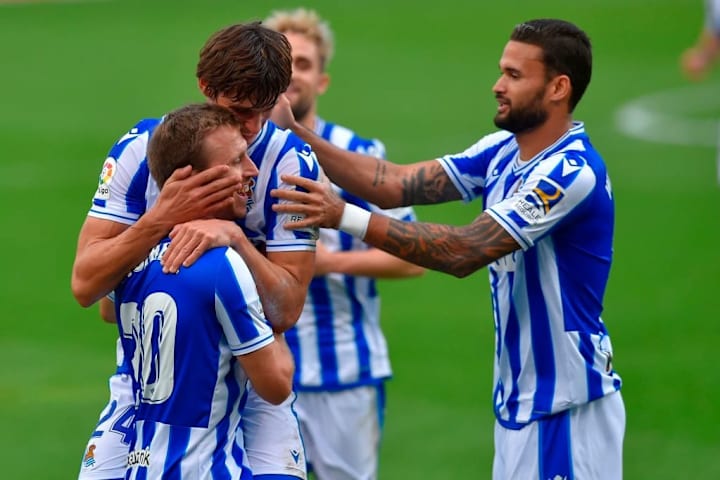 La Real Sociedad se mantiene líder de LaLiga