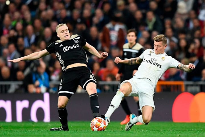 Van de Beek estuvo cerca de vestir de blanco