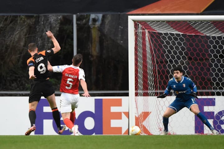 Il vantaggio firmato Dzeko