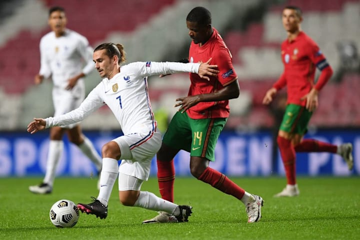 FBL-EUR-NATIONS-POR-FRA