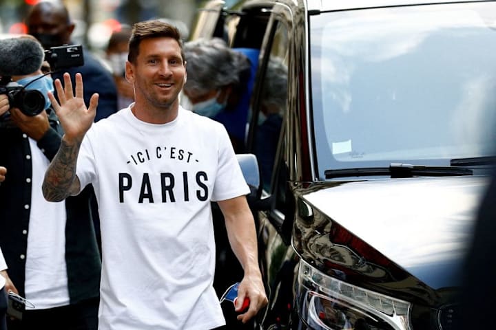 Barcelona Dívida Finanças Dubai Lionel Messi