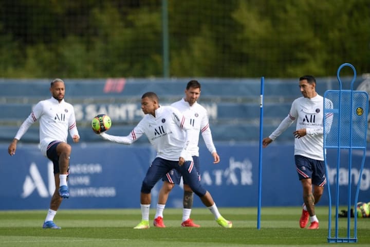 FBL-FRA-LIGUE1-PSG-TRAINING