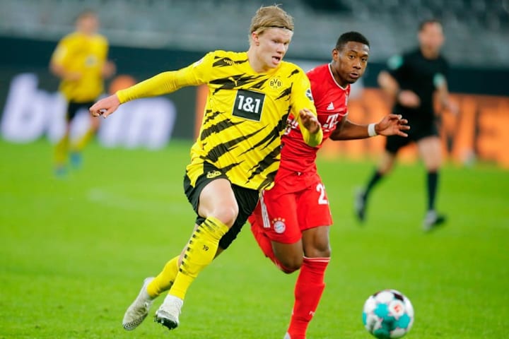 Alaba marcando a Haaland. Los dos podrían coincidir en el Real Madrid